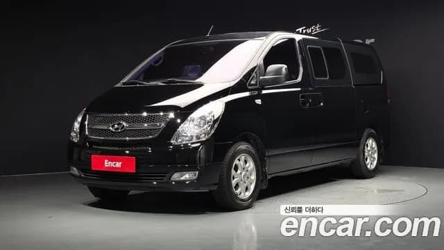 Hyundai Starex 5-Seater VAN
