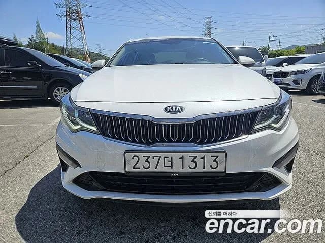 Kia K5 2.0 LPI Rental Car