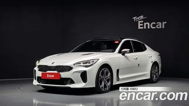 Kia Stinger 3.3 Turbo 2WD