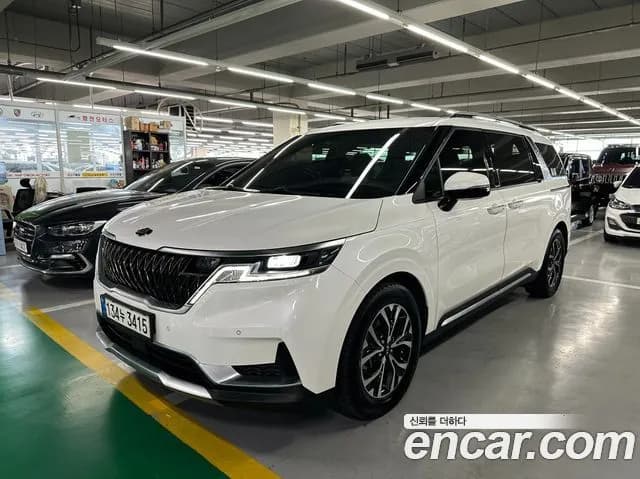 Kia Canival 9-Seater Noblesse