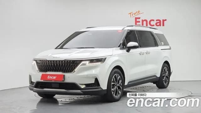 Kia Canival Gasoline 9-Seater Signature