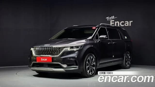 Kia Canival Gasoline 7-Seater Noblesse