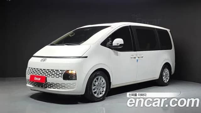 Hyundai Staria 4WD Tourer 9-Seater