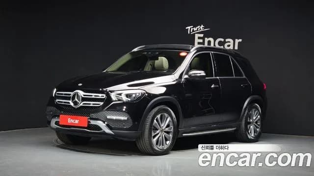 Mercedes-Benz GLE-Class GLE300d 4MATIC