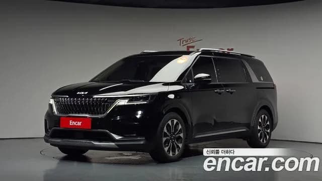 Kia Canival 9-Seater Signature