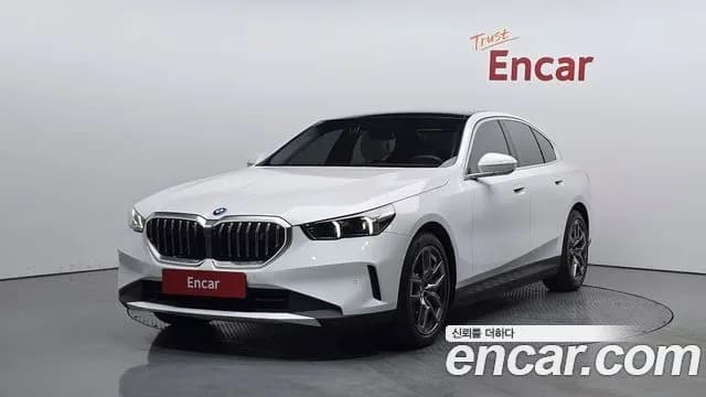 BMW i5 eDrive 40