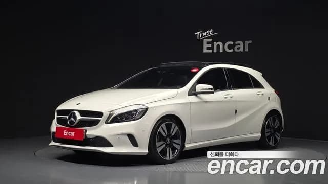 Mercedes-Benz A-Class A200