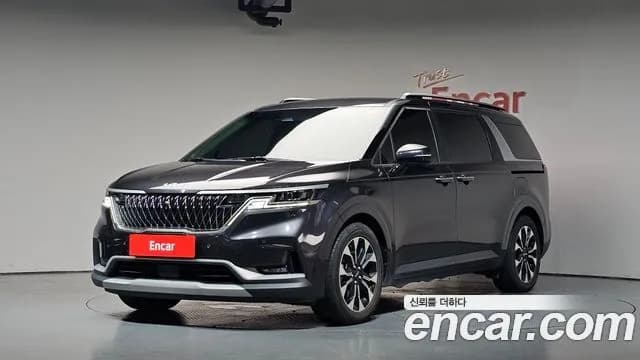 Kia Canival 9-Seater Prestige