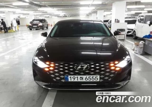 Hyundai Grandeur 3.0 LPi Rent Car