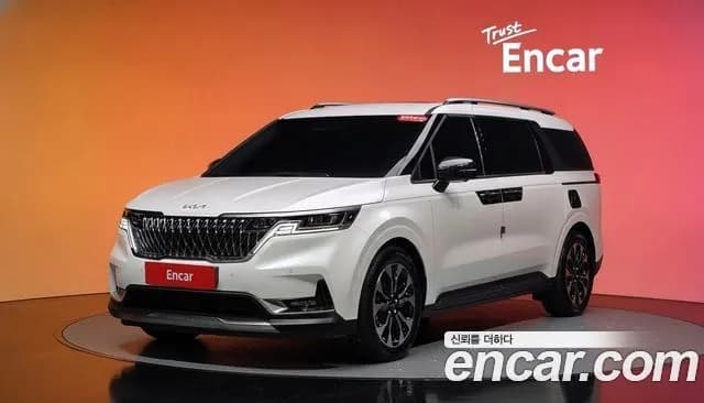 Kia Canival Gasoline 9-Seater Signature