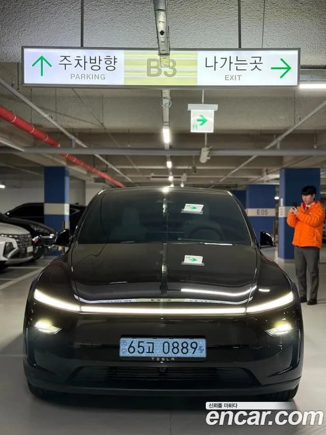 Tesla Model Y Premium RWD