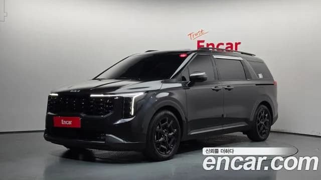 Kia Canival Gasoline 7-Seater Gravity