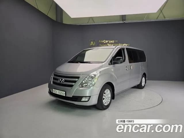 Hyundai Starex 5-Seater VAN