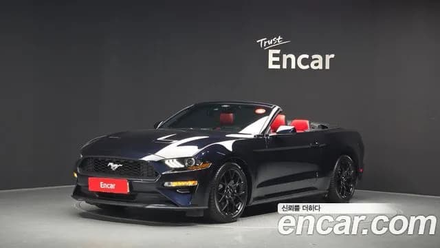 Ford Mustang Convertible