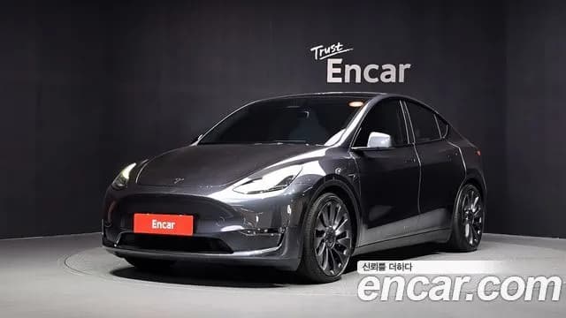Tesla Model Y Performance AWD