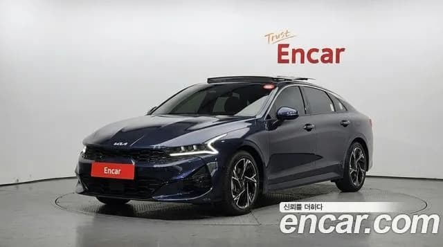Kia K5 Signature