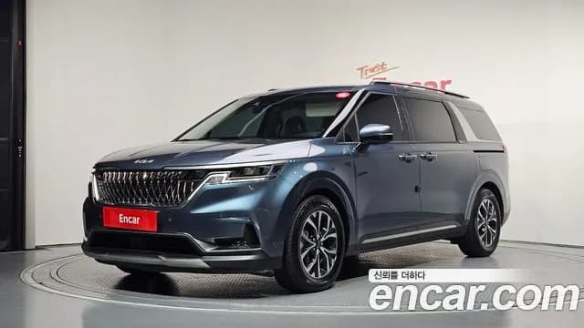 Kia Canival 9-Seater Noblesse