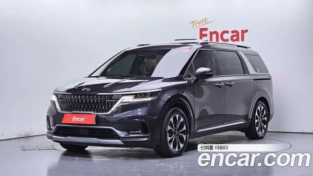 Kia Canival Diesel 9-Seater Signature