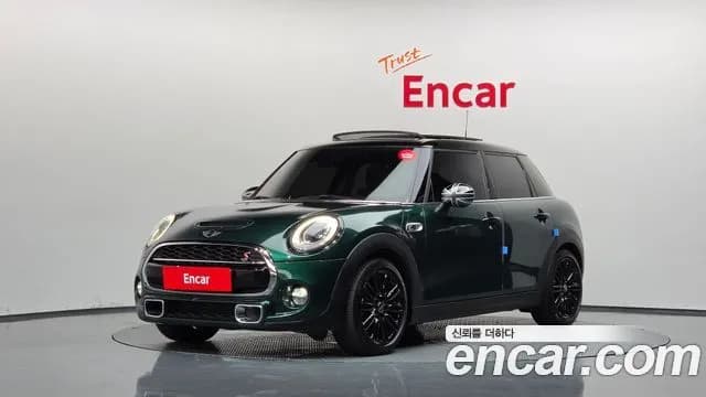 Mini Cooper 5Door Standard