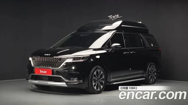 Kia Canival Gasoline 4-Seater Hi-Limousine