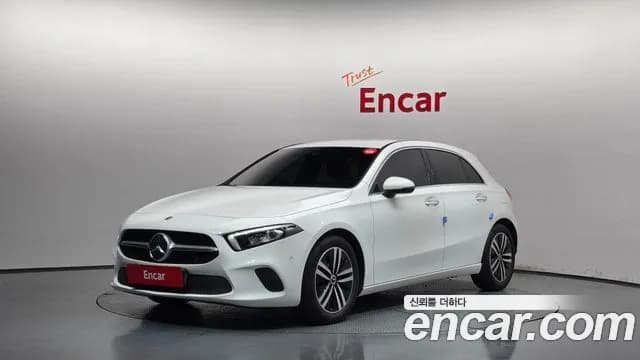 Mercedes-Benz A-Class A220 Hatchback
