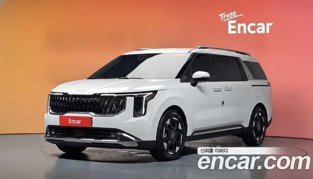 Kia Canival Gasoline 9-Seater Signature