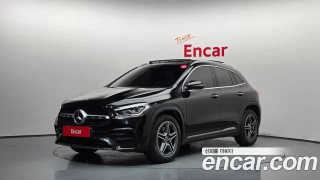 Mercedes-Benz GLA-Class GLA250 4MATIC