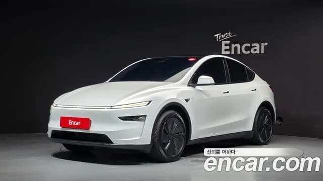 Tesla Model Y RWD