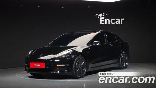 Tesla Model 3 Long Range AWD