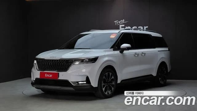 Kia Canival Gasoline 9-Seater Signature