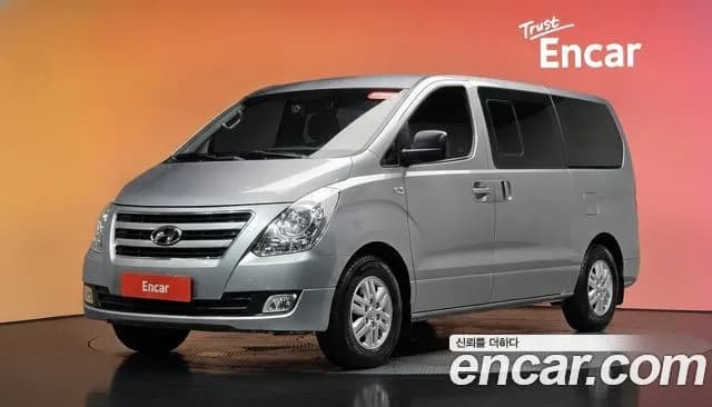Hyundai Starex 5-Seater VAN