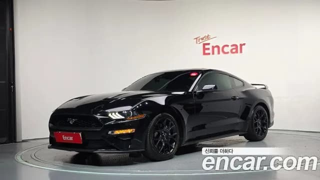 Ford Mustang Coupe