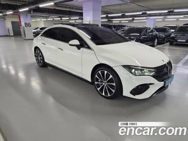 Mercedes-Benz EQE EQE350+