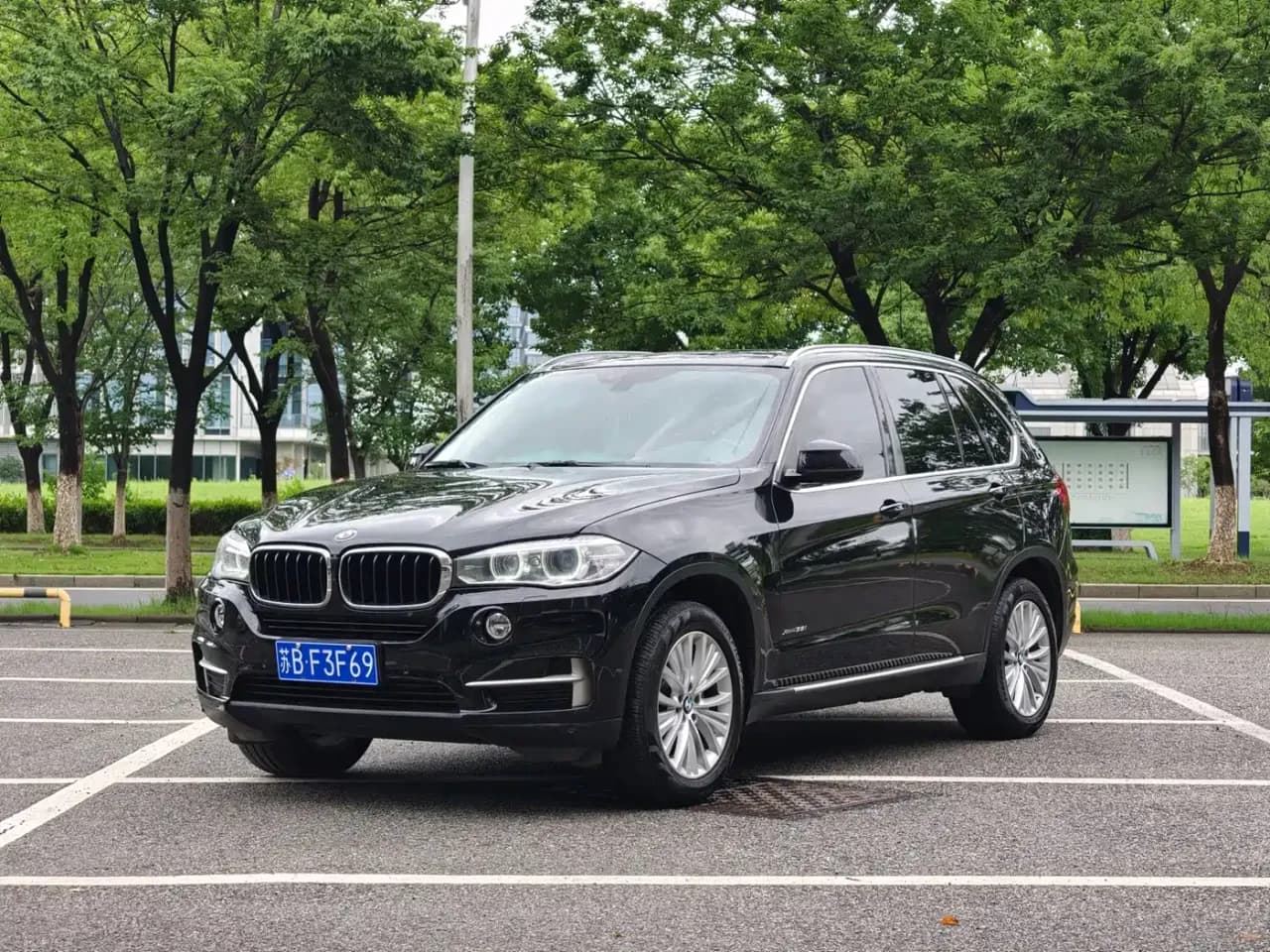 BMW X5 (Import) xDrive35i Leading