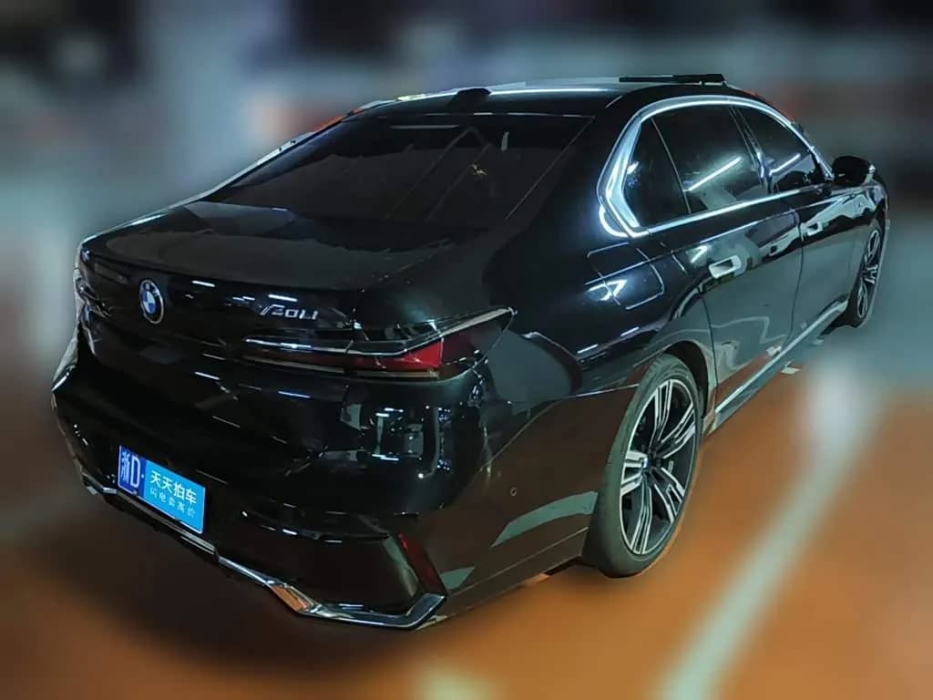 BMW 7 Series Model 740Li Leading M Sport Package