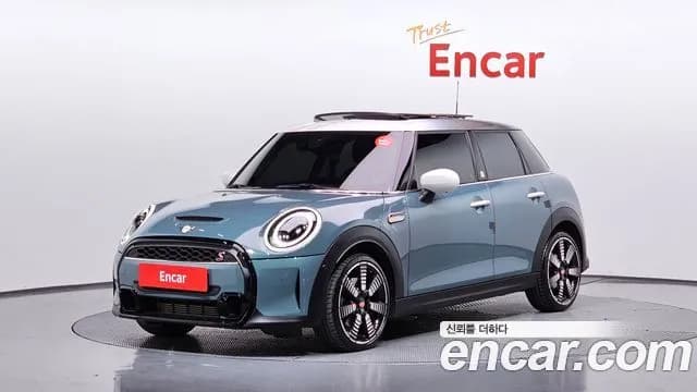 Mini Cooper 5Door Multitione Edition