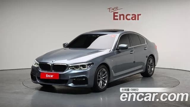 BMW 5-Series 530i M Sport Package Plus