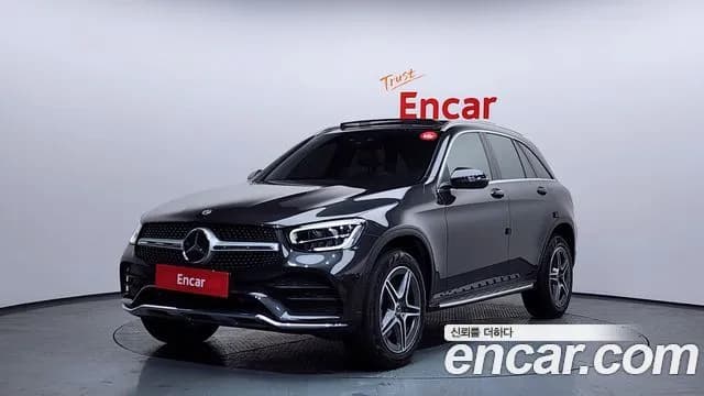 Mercedes-Benz GLC-Class GLC300e 4MATIC