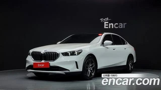 BMW 5-Series 520i