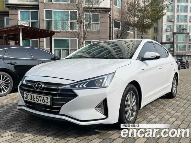 Hyundai AVANTE 1.6