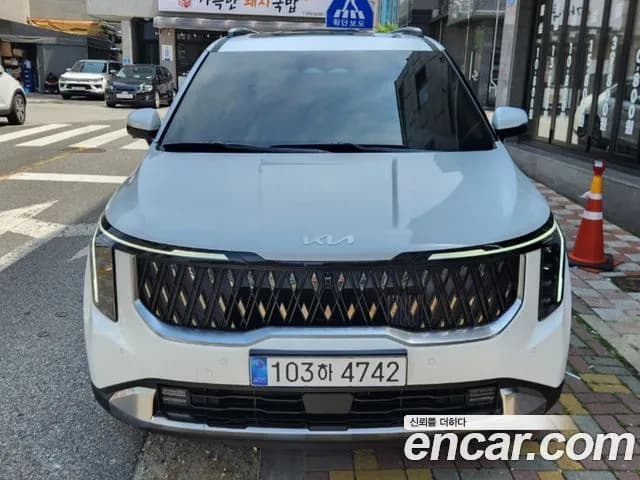 Kia Canival HEV 9seater Signature