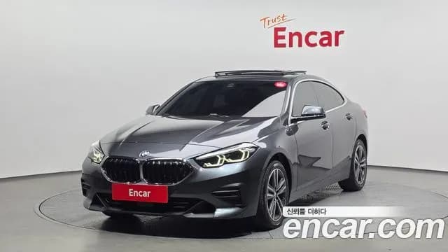BMW 2-Series 220i Advantage