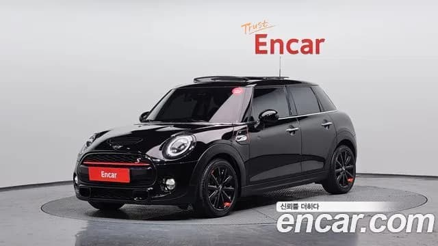 Mini Cooper 5Door Standard