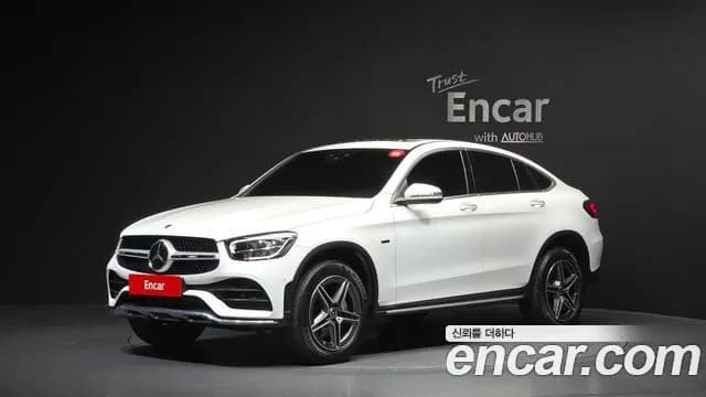 Mercedes-Benz GLC-Class GLC300e 4MATIC Coupe