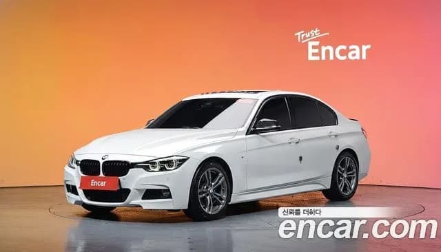 BMW 3-Series 320i M Sport Shadow