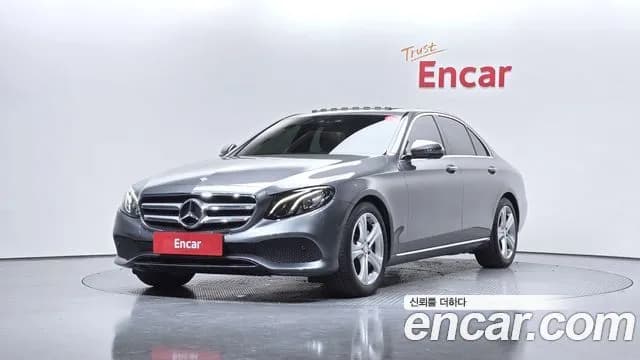 Mercedes-Benz E-Class E200 Avantgarde