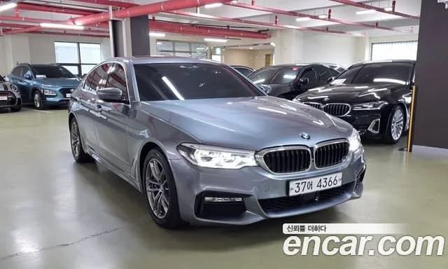 BMW 5-Series 530i M Sport Package Plus