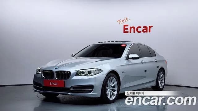 BMW 5-Series 528i