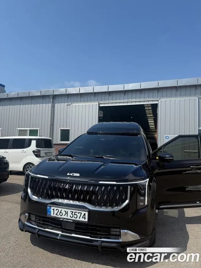 Kia Canival HEV 9seater Signature