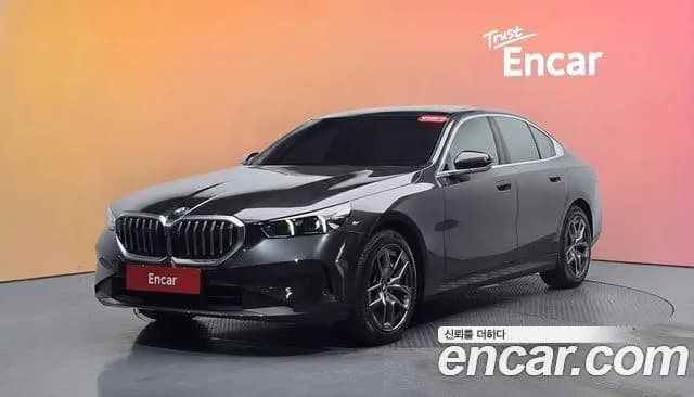 BMW 5-Series 520i